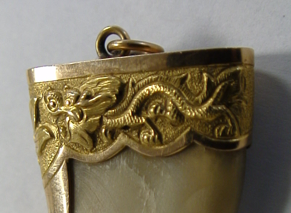 Genuine Gold Tiger Claw Pendant 